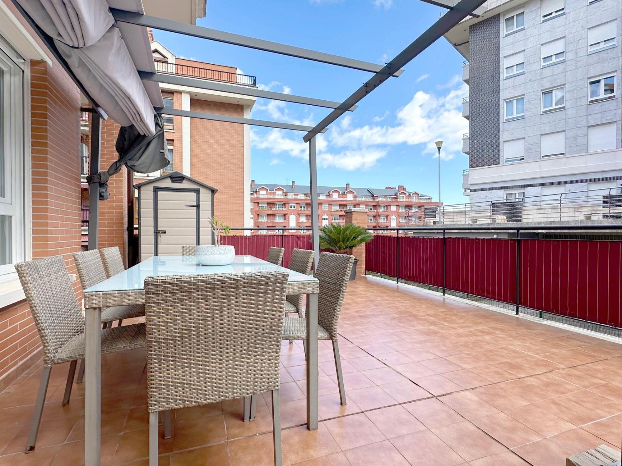 Appartamento Apartamento Con Gran Terraza En El Centro Castro Urdiales Esterno foto