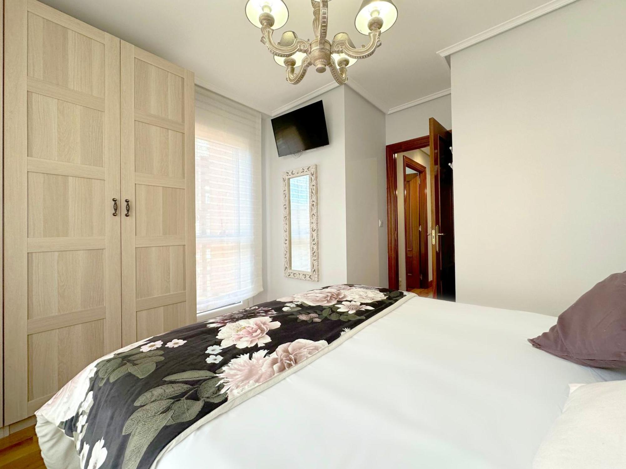 Appartamento Apartamento Con Gran Terraza En El Centro Castro Urdiales Esterno foto